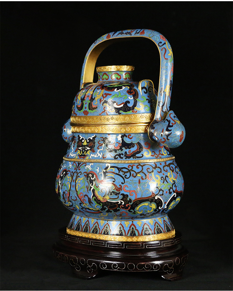 中藝盛嘉與中藝堂聯(lián)合舉辦張同祿景泰藍(lán)《故宮六珍·獸面紋提梁卣》文化藝術(shù)交流活動